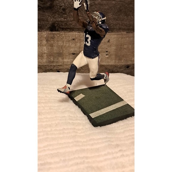 NFL Series 37 Odell Beckham Rookie Action Figure  Giants Blue Jersey Rams - Picture 2 of 4